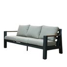 set-salotto-kristian-con-divano-3-posti-2-poltrone-e-tavolo-basso-in-alluminio-nero-con-braccioli-effetto-legno-e-cuscini-grigi