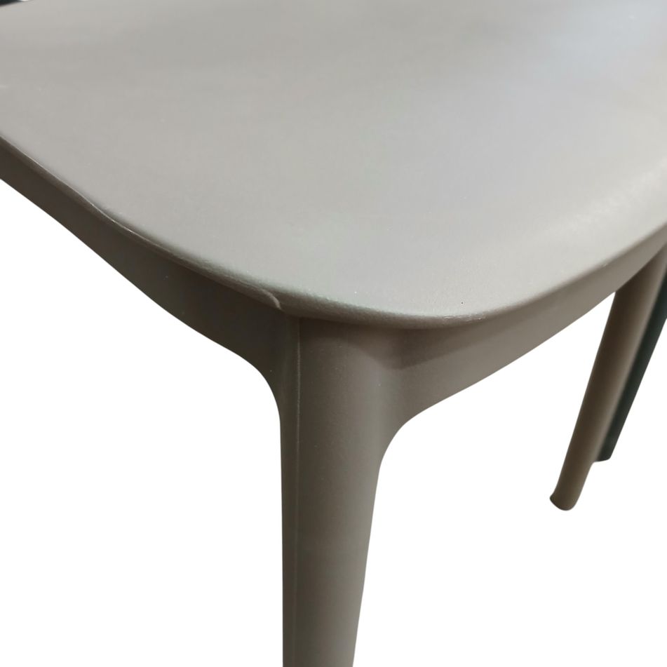 sedia-elena-445x38xh765cm-resina-taupe