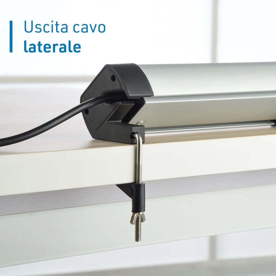 multipresa-scrivania-alu-4-schuko-plus-3-usb-nera