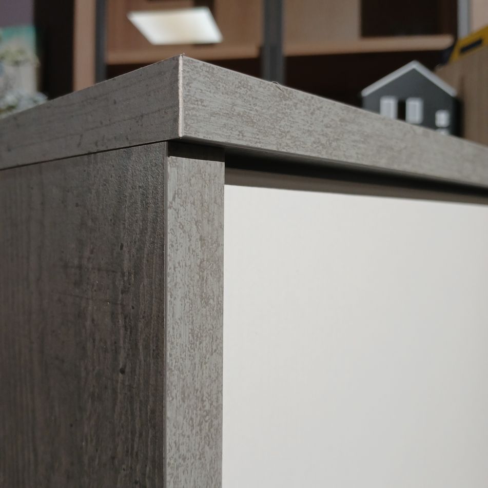 libreria-omega-2-ante-79x34xh118cm-cemento-slash-bianca