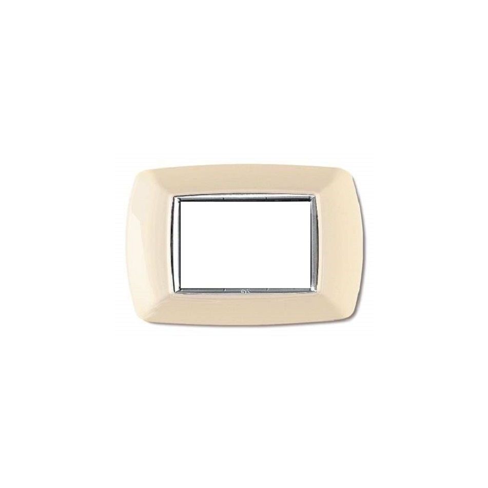 placca-mylife-3-moduli-avorio