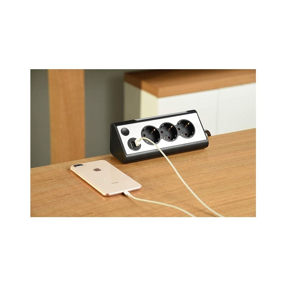 multipresa-ad-angolo-con-3-schuko-16a-e-2-usb-e-lu