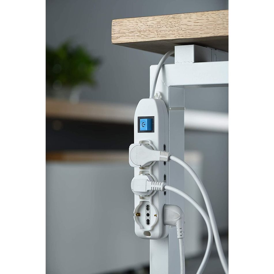 multipresa-polivalente-con-3-schuko-10-slash-16a-e-6-pre