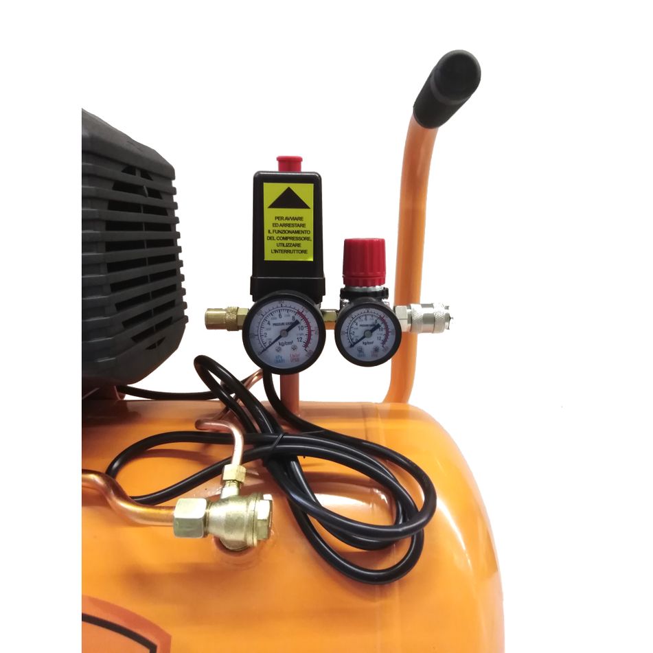 compressore-lubrificato-24l-2hp-max-8-bar