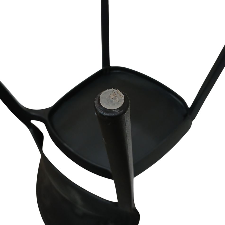 sedia-ines-54x48xh81cm-nera