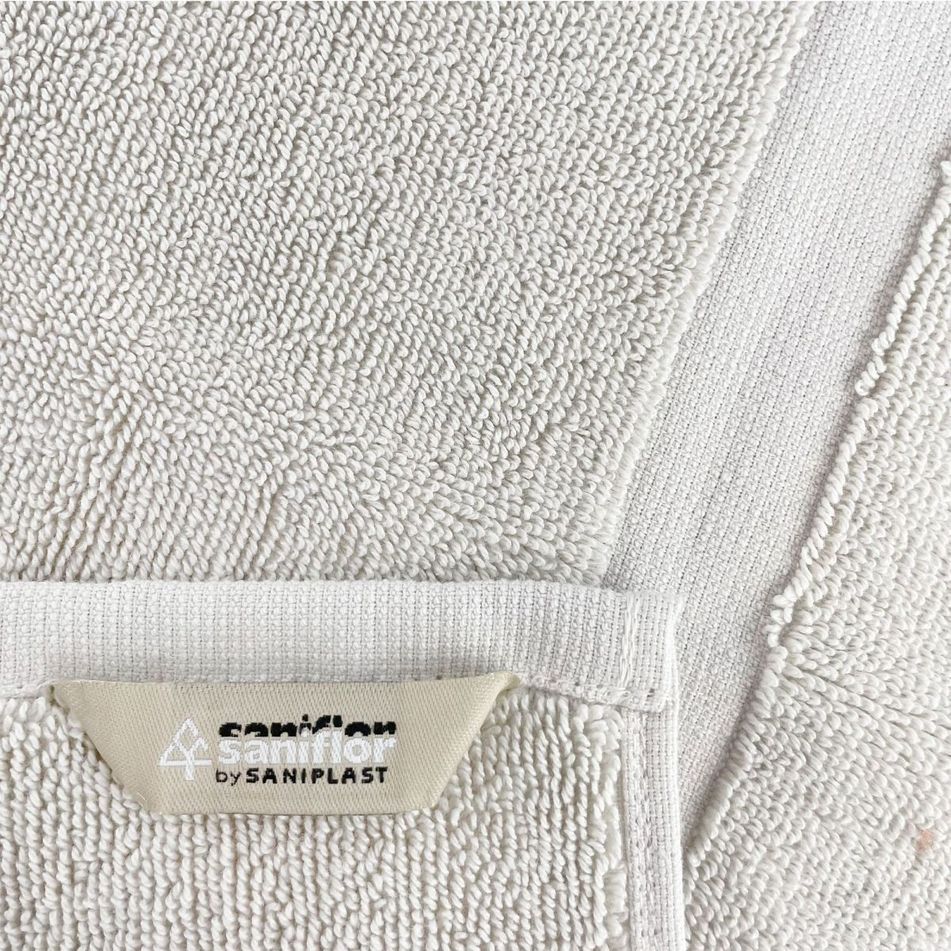 scendidoccia-50x70cm-bianco-slash-rosa-slash-perla