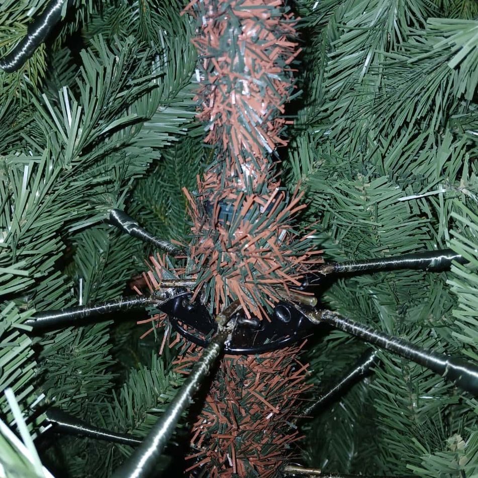albero-green-2066-rami-in-pvc-h240cm-con-pigne