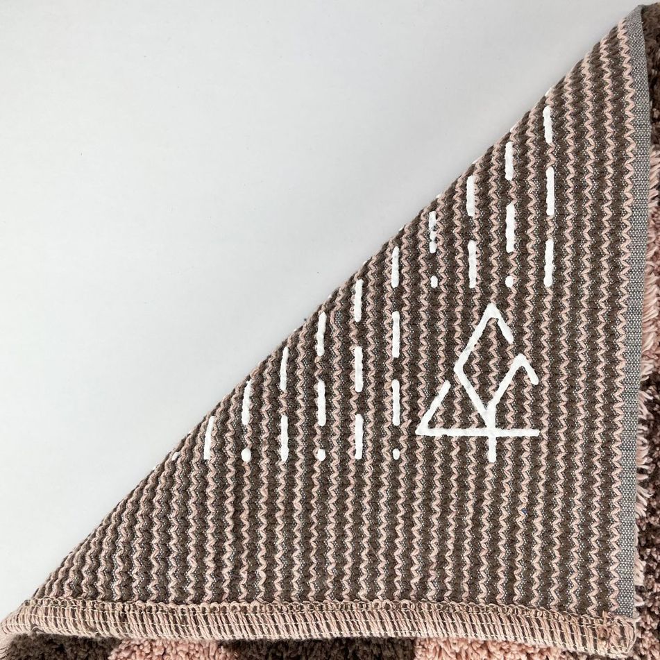 tappeto-geometric-55x100cm-rosa-age-in-cotone