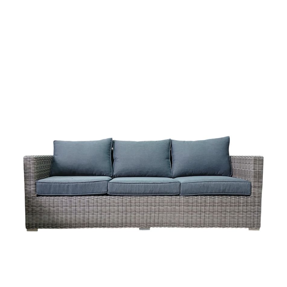 set-salotto-icaro-in-rattan-grigio-con-cuscini